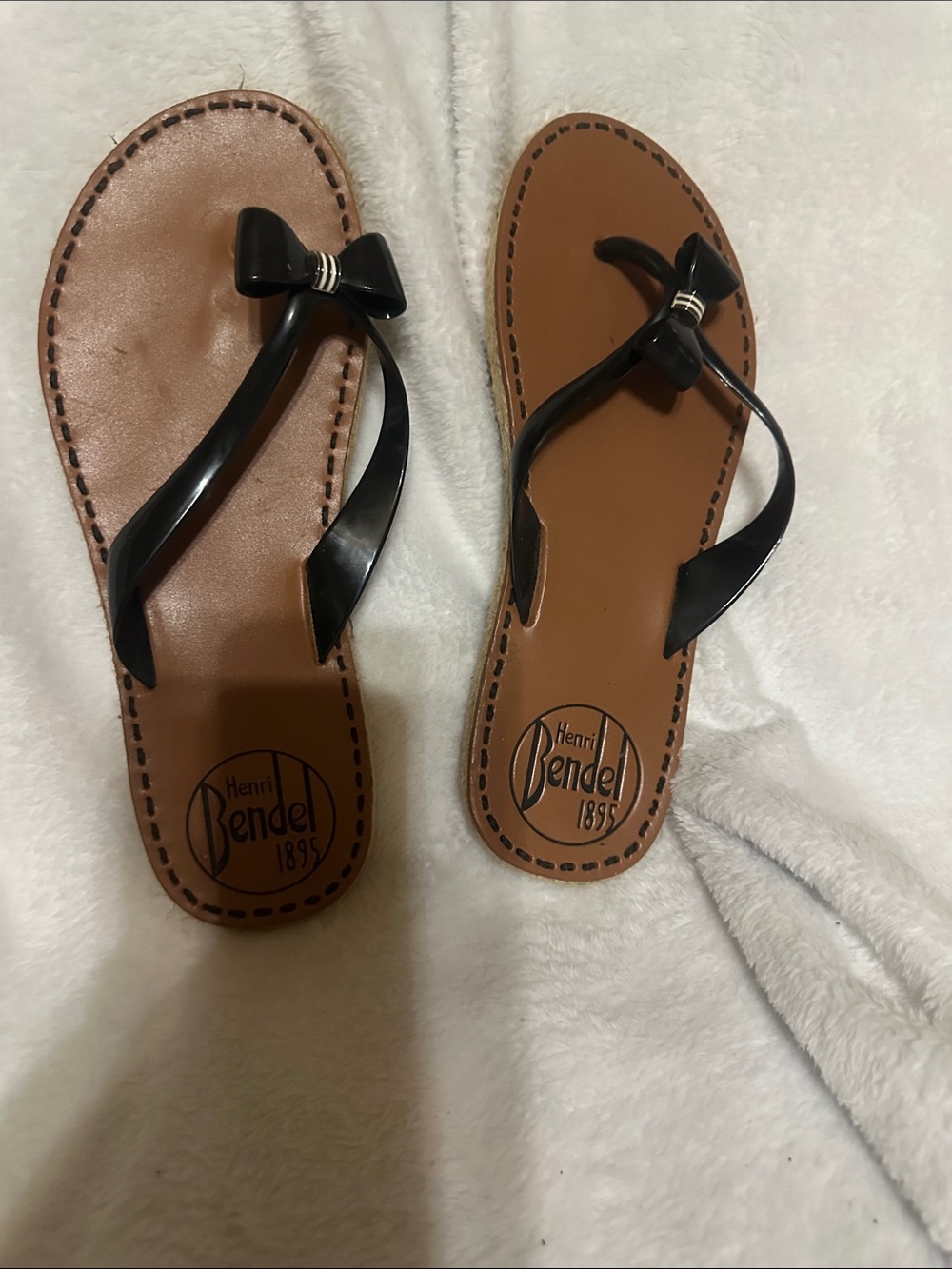 henri bendel Black Bow Brown Footbed Flip Flop Sandals